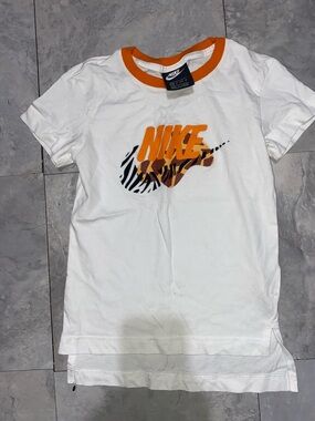 Nike White Tee with Orange Ringer and Graphic Logo women xs never worn